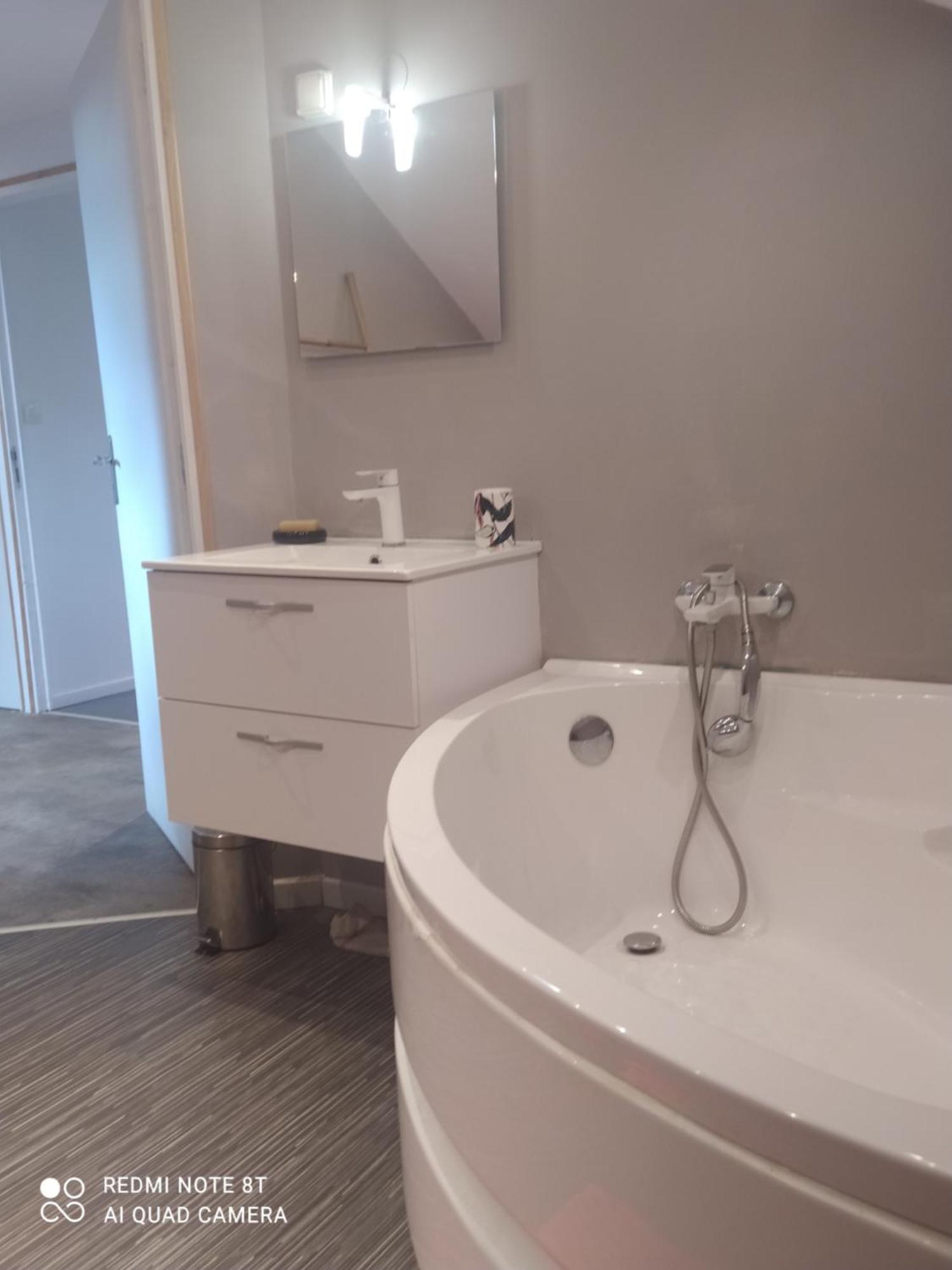 Petit Appartement Dans Une Maison Individuelle Le Tampon Exterior foto